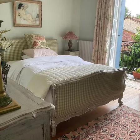 'mulberry House' - A Darling Abode Nr Brantome